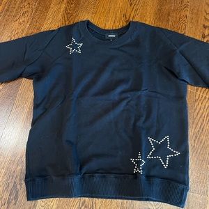 Monrow Sweatshirt with Embellished Silver Bead Star - size M